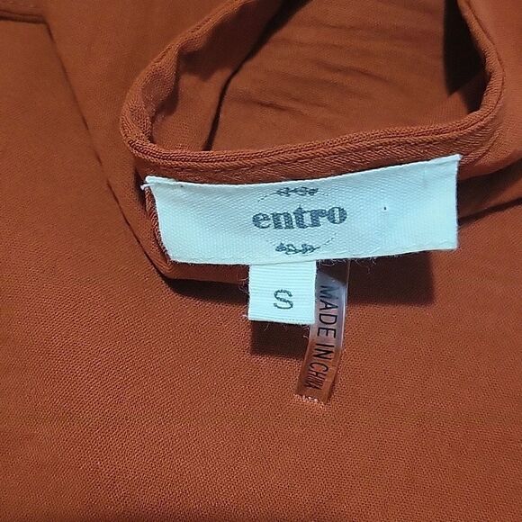 Entro 3/4 Sleeve Top - Picture 14 of 15